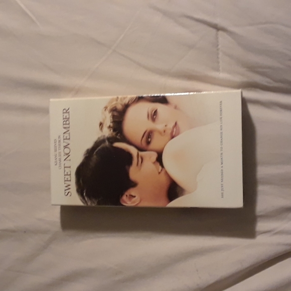 Sweet November 2001 Warner bros VHS video tape - Picture 3 of 4